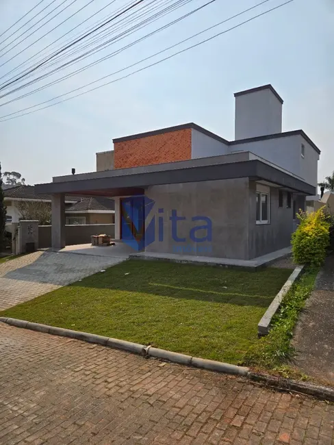 Foto 2 de Casa com 4 quartos à venda, 220m2 em Cachoeira do Bom Jesus, Florianopolis - SC