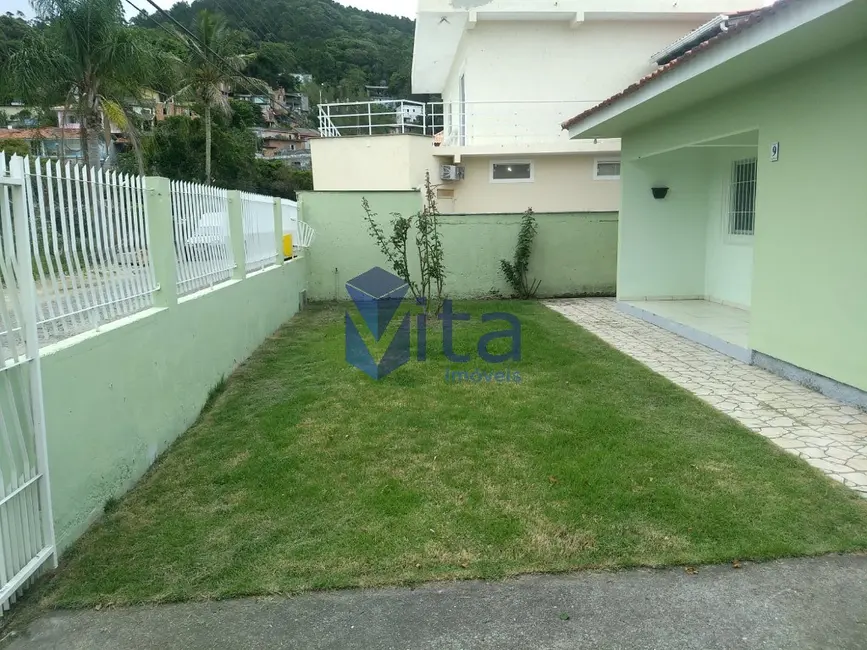 Foto 2 de Casa com 3 quartos à venda, 375m2 em Canasvieiras, Florianopolis - SC