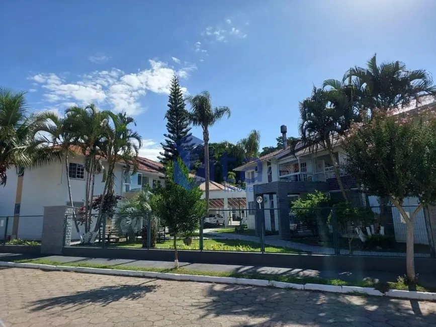 Foto 1 de Apartamento com 3 quartos para alugar, 70m2 em Canasvieiras, Florianopolis - SC