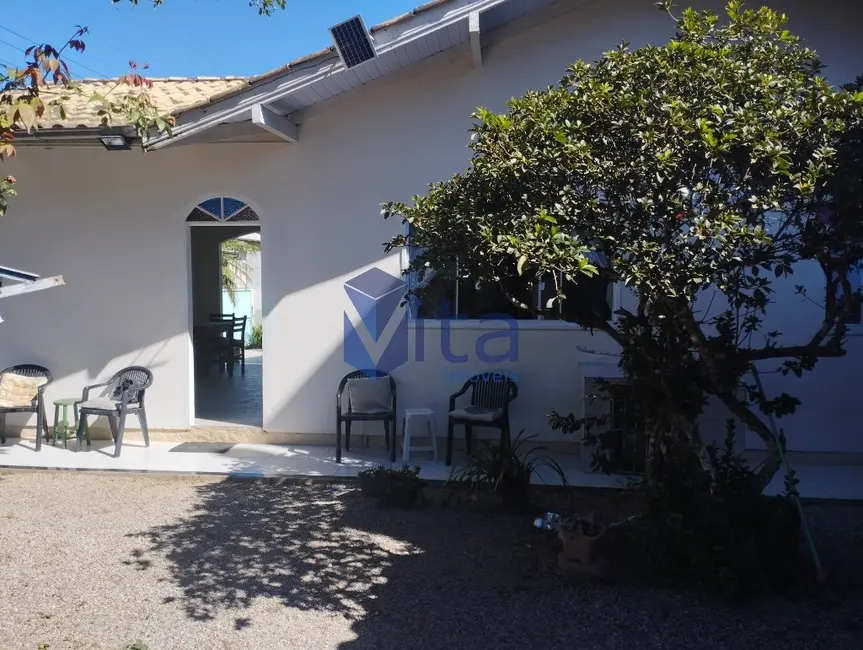 Foto 1 de Casa com 3 quartos à venda, 330m2 em Cachoeira do Bom Jesus, Florianopolis - SC
