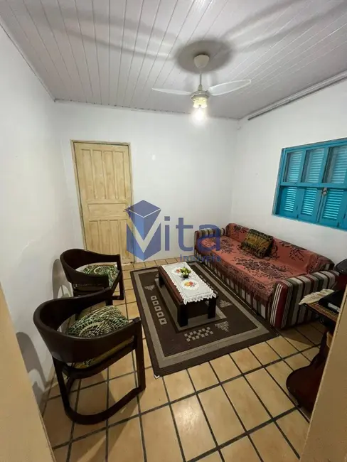 Casa com 2 quartos para alugar, 70m2 em Cachoeira do Bom Jesus, Florianopolis - SC - imagem 4 Foto 4 de Casa com 2 quartos para alugar, 70m2 em Cachoeira do Bom Jesus, Florianopolis - SC