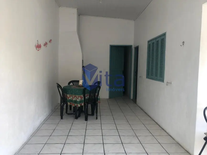 Casa com 2 quartos para alugar, 70m2 em Cachoeira do Bom Jesus, Florianopolis - SC - imagem 2 Foto 2 de Casa com 2 quartos para alugar, 70m2 em Cachoeira do Bom Jesus, Florianopolis - SC