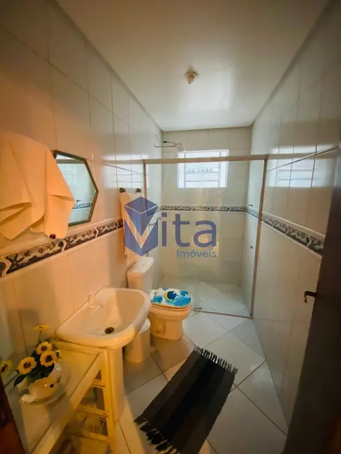Casa com 2 quartos para alugar, 70m2 em Cachoeira do Bom Jesus, Florianopolis - SC - imagem 2 Foto 2 de Casa com 2 quartos para alugar, 70m2 em Cachoeira do Bom Jesus, Florianopolis - SC