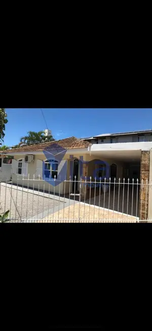 Casa com 3 quartos para alugar, 70m2 em Cachoeira do Bom Jesus, Florianopolis - SC - imagem 3 Foto 3 de Casa com 3 quartos para alugar, 70m2 em Cachoeira do Bom Jesus, Florianopolis - SC
