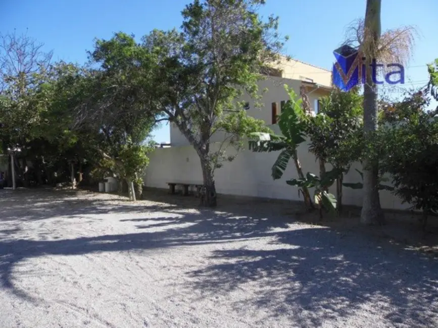 Casa com 3 quartos para alugar, 90m2 em Cachoeira do Bom Jesus, Florianopolis - SC - imagem 6 Foto 6 de Casa com 3 quartos para alugar, 90m2 em Cachoeira do Bom Jesus, Florianopolis - SC