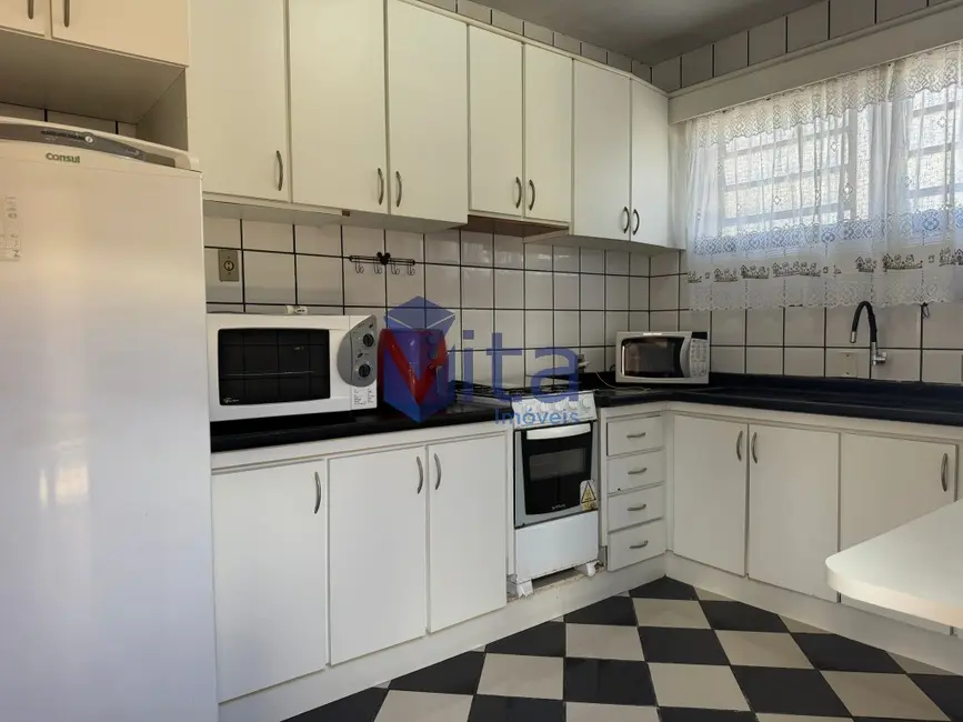 Foto 6 de Casa com 3 quartos para alugar, 200m2 em Canasvieiras, Florianopolis - SC