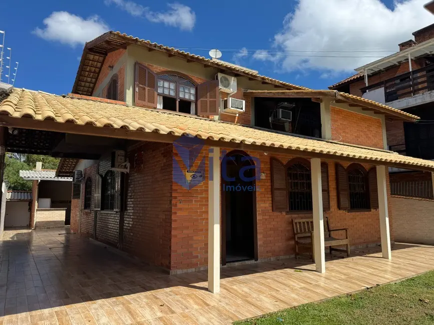 Foto 1 de Casa com 3 quartos para alugar, 200m2 em Canasvieiras, Florianopolis - SC