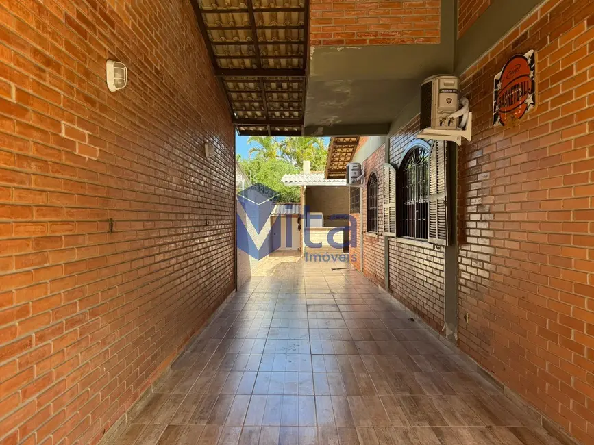 Foto 2 de Casa com 3 quartos para alugar, 200m2 em Canasvieiras, Florianopolis - SC