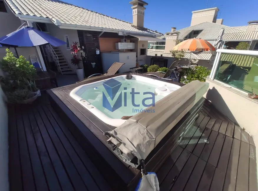 Foto 1 de Apartamento com 4 quartos para alugar, 190m2 em Florianopolis - SC