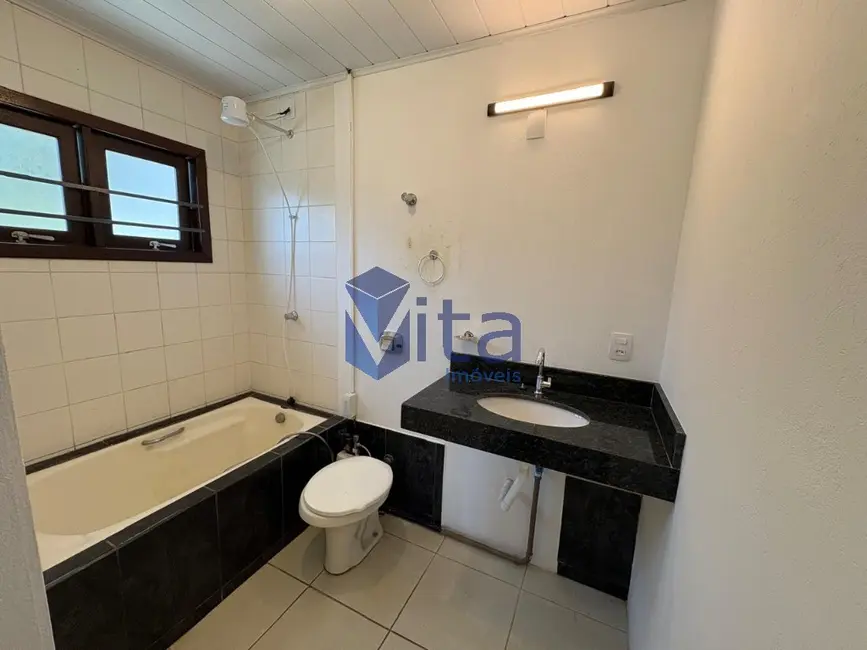 Foto 15 de Casa com 2 quartos para alugar, 102m2 em Cachoeira do Bom Jesus, Florianopolis - SC