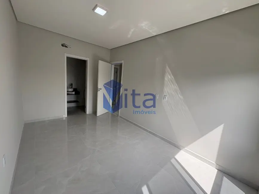 Foto 12 de Casa com 2 quartos para alugar, 90m2 em Cachoeira do Bom Jesus, Florianopolis - SC