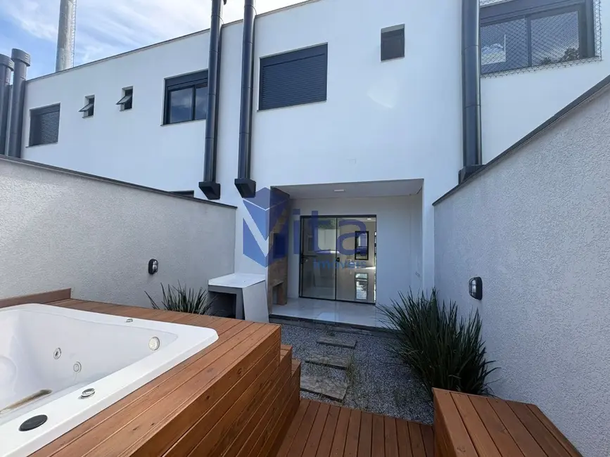 Foto 4 de Casa com 2 quartos para alugar, 90m2 em Cachoeira do Bom Jesus, Florianopolis - SC