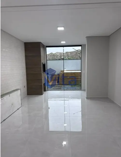Foto 1 de Casa com 2 quartos para alugar, 90m2 em Cachoeira do Bom Jesus, Florianopolis - SC