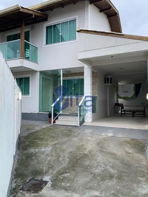Foto 2 de Casa com 3 quartos para alugar, 220m2 em Vargem Pequena, Florianopolis - SC