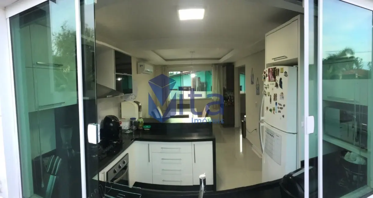 Foto 6 de Casa com 3 quartos para alugar, 220m2 em Vargem Pequena, Florianopolis - SC