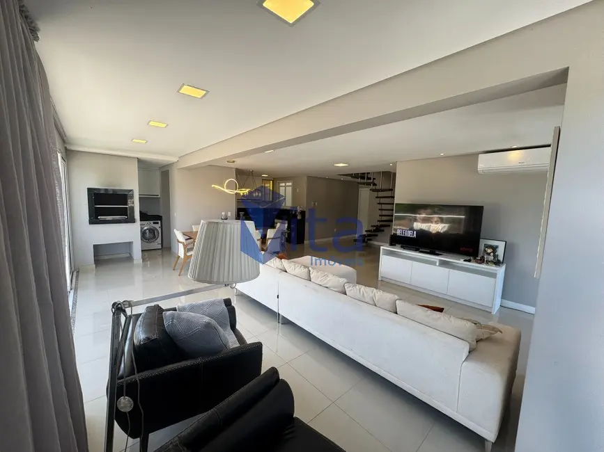 Foto 6 de Apartamento com 3 quartos à venda, 225m2 em Florianopolis - SC