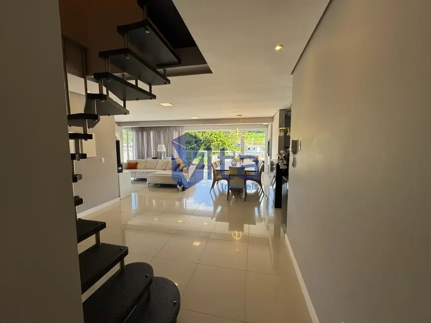 Foto 3 de Apartamento com 3 quartos à venda, 225m2 em Florianopolis - SC