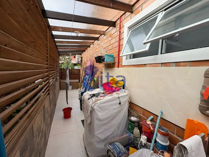 Foto 9 de Casa de Condomínio com 2 quartos à venda, 75m2 em Cachoeira do Bom Jesus, Florianopolis - SC