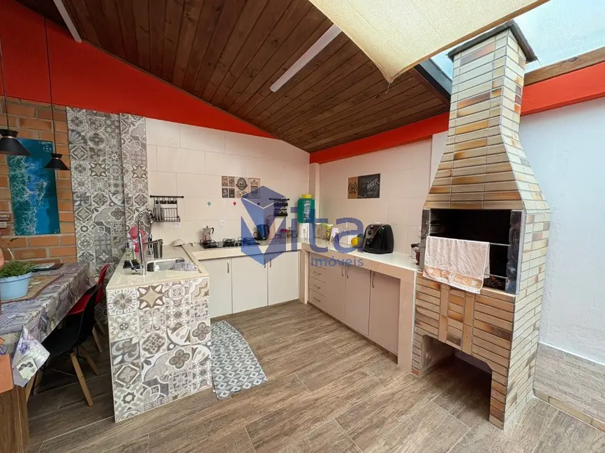 Foto 2 de Casa de Condomínio com 2 quartos à venda, 75m2 em Cachoeira do Bom Jesus, Florianopolis - SC