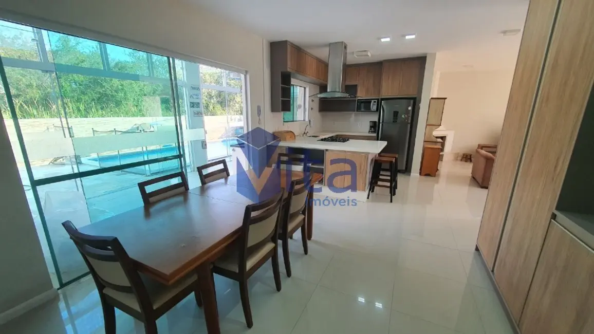Foto 4 de Casa de Condomínio com 4 quartos para alugar, 224m2 em Cachoeira do Bom Jesus, Florianopolis - SC