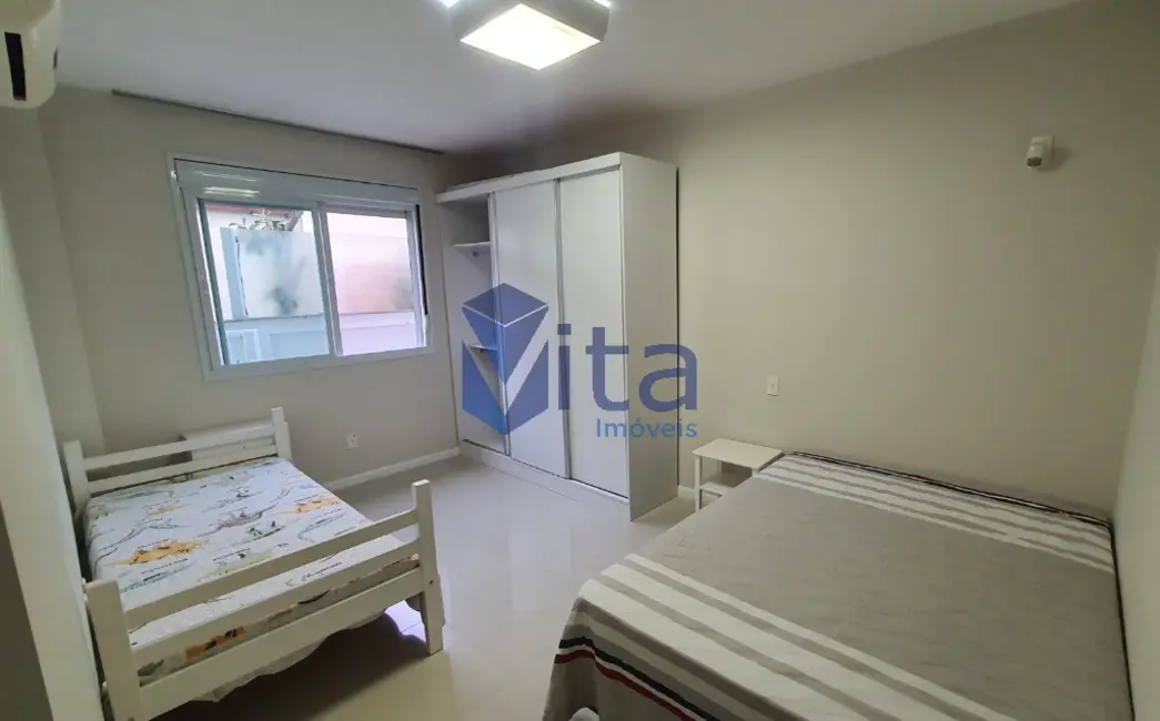 Foto 8 de Casa de Condomínio com 4 quartos para alugar, 224m2 em Cachoeira do Bom Jesus, Florianopolis - SC