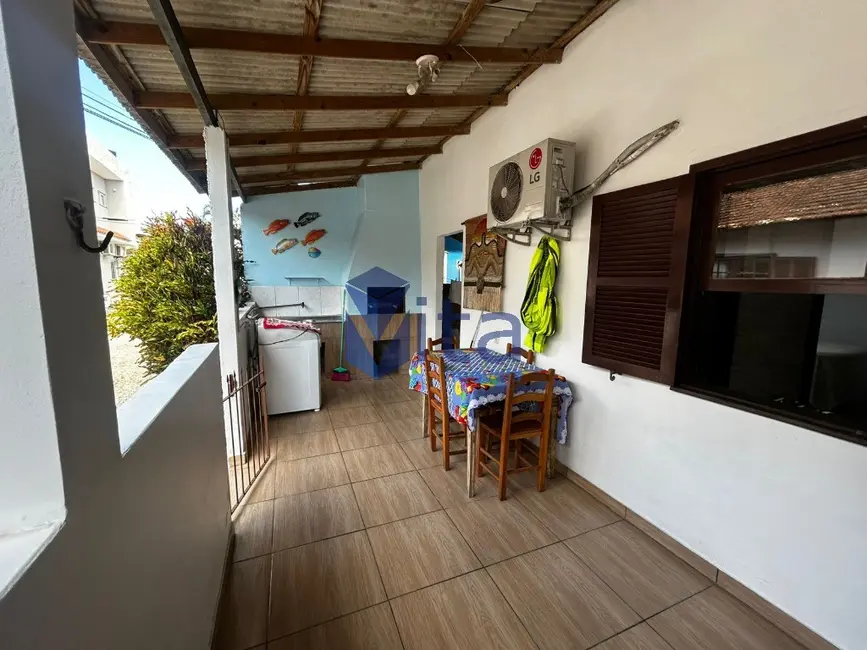 Foto 1 de Casa com 3 quartos para alugar, 70m2 em Cachoeira do Bom Jesus, Florianopolis - SC