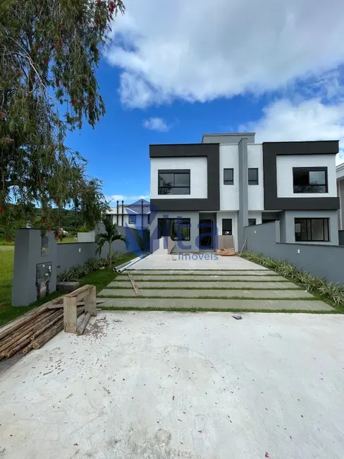 Foto 2 de Casa com 3 quartos à venda, 225m2 em Cachoeira do Bom Jesus, Florianopolis - SC