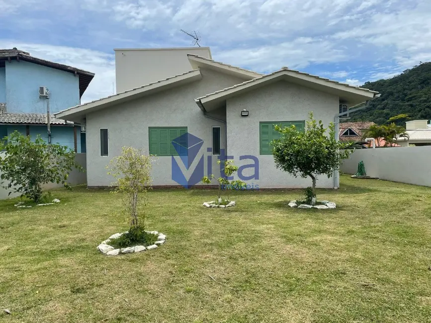 Foto 2 de Casa com 3 quartos para alugar, 495m2 em Cachoeira do Bom Jesus, Florianopolis - SC