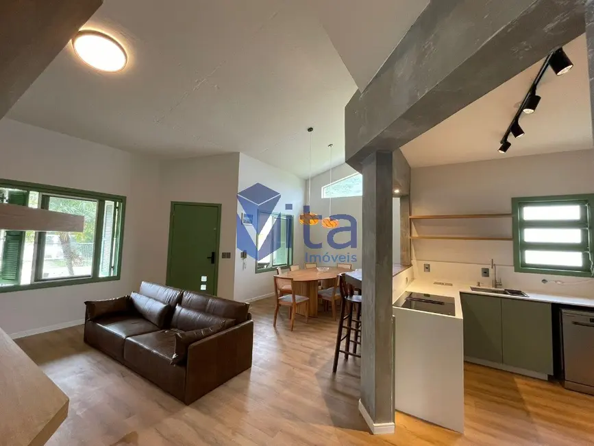 Foto 21 de Casa com 3 quartos para alugar, 495m2 em Cachoeira do Bom Jesus, Florianopolis - SC