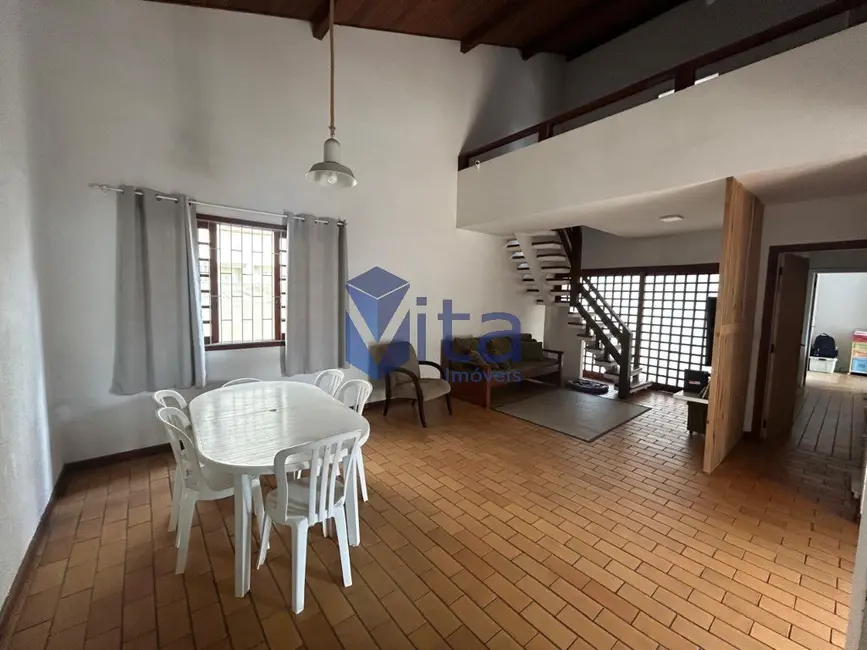 Foto 13 de Casa com 3 quartos para alugar, 209m2 em Cachoeira do Bom Jesus, Florianopolis - SC