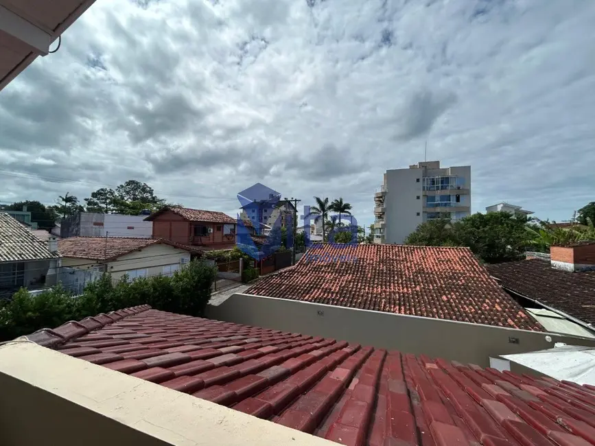 Foto 17 de Casa com 3 quartos para alugar, 209m2 em Cachoeira do Bom Jesus, Florianopolis - SC