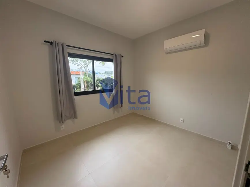 Foto 7 de Apartamento com 2 quartos para alugar, 65m2 em Cachoeira do Bom Jesus, Florianopolis - SC