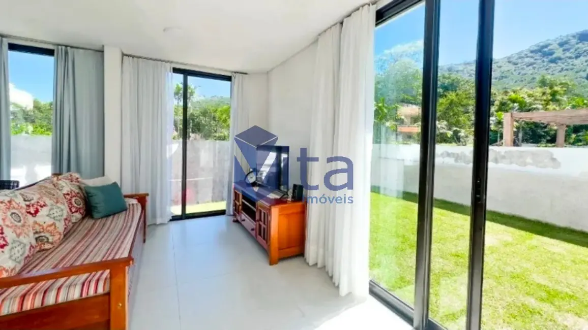 Casa com 4 quartos à venda, 288m2 em Cachoeira do Bom Jesus, Florianopolis - SC - imagem 4 Foto 4 de Casa com 4 quartos à venda, 288m2 em Cachoeira do Bom Jesus, Florianopolis - SC