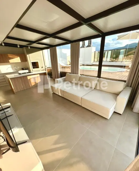 Foto 9 de Apartamento com 3 quartos à venda, 177m2 em Governador Celso Ramos - SC