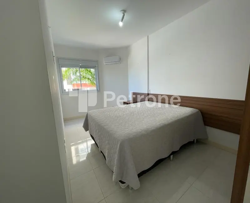 Foto 8 de Apartamento com 3 quartos à venda, 118m2 em Governador Celso Ramos - SC