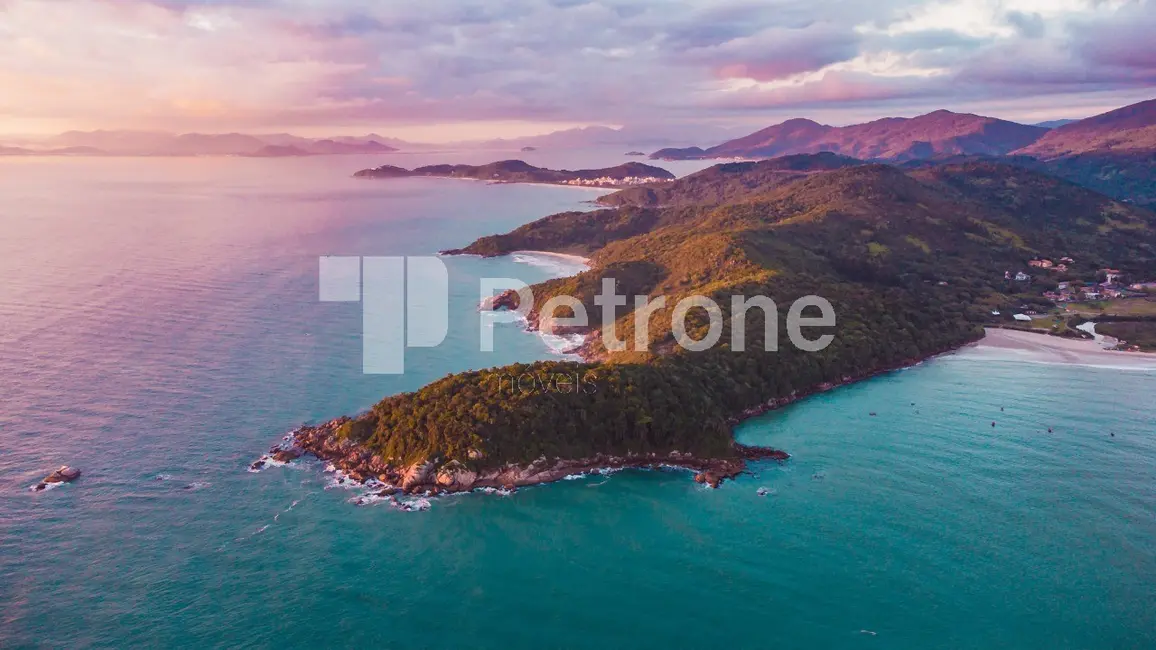 Foto 9 de Apartamento com 3 quartos à venda, 87m2 em Governador Celso Ramos - SC