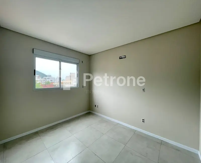 Foto 7 de Apartamento com 3 quartos à venda, 76m2 em Governador Celso Ramos - SC