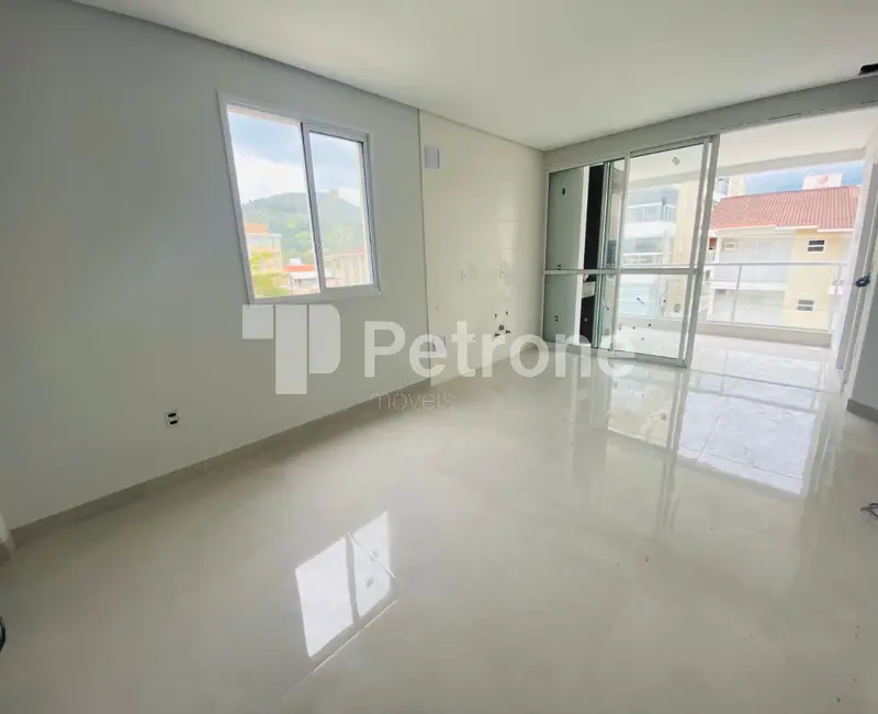 Foto 5 de Apartamento com 3 quartos à venda, 90m2 em Governador Celso Ramos - SC