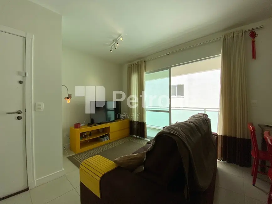 Foto 4 de Apartamento com 2 quartos à venda, 59m2 em Governador Celso Ramos - SC