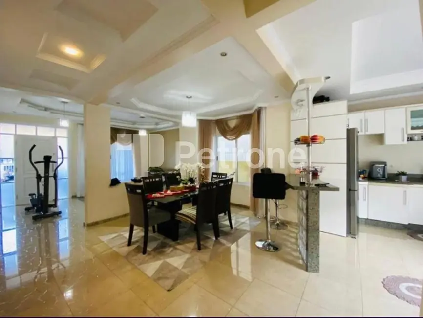 Foto 6 de Casa com 3 quartos à venda, 340m2 em Governador Celso Ramos - SC