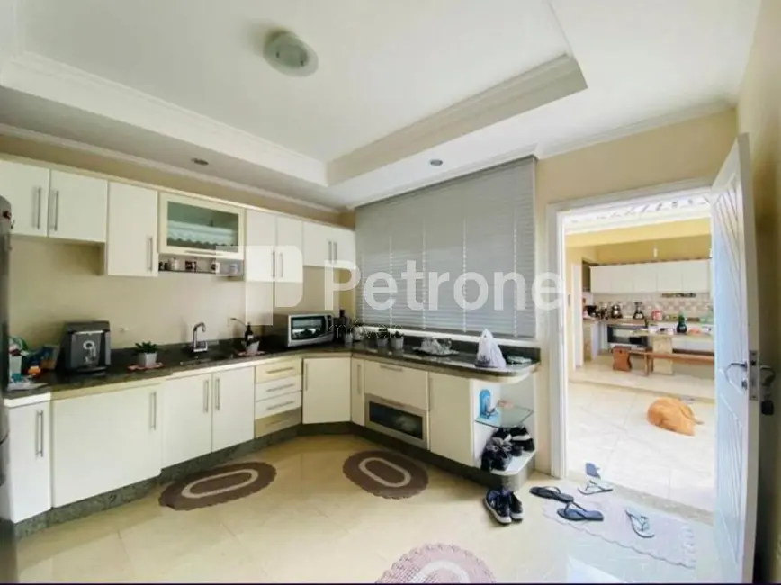 Foto 8 de Casa com 3 quartos à venda, 340m2 em Governador Celso Ramos - SC