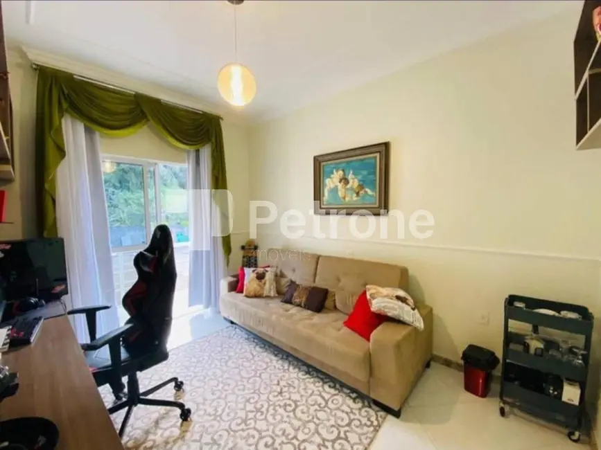 Foto 9 de Casa com 3 quartos à venda, 340m2 em Governador Celso Ramos - SC