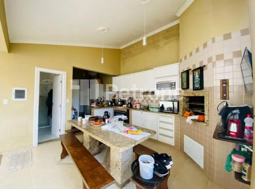 Foto 5 de Casa com 3 quartos à venda, 340m2 em Governador Celso Ramos - SC