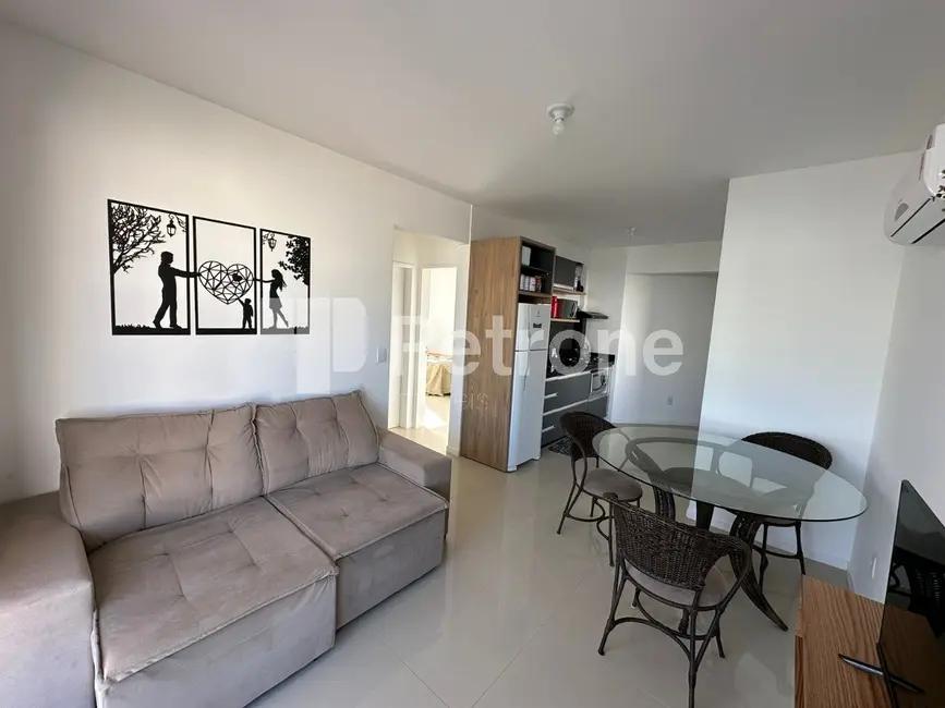 Foto 3 de Apartamento com 2 quartos à venda, 61m2 em Governador Celso Ramos - SC