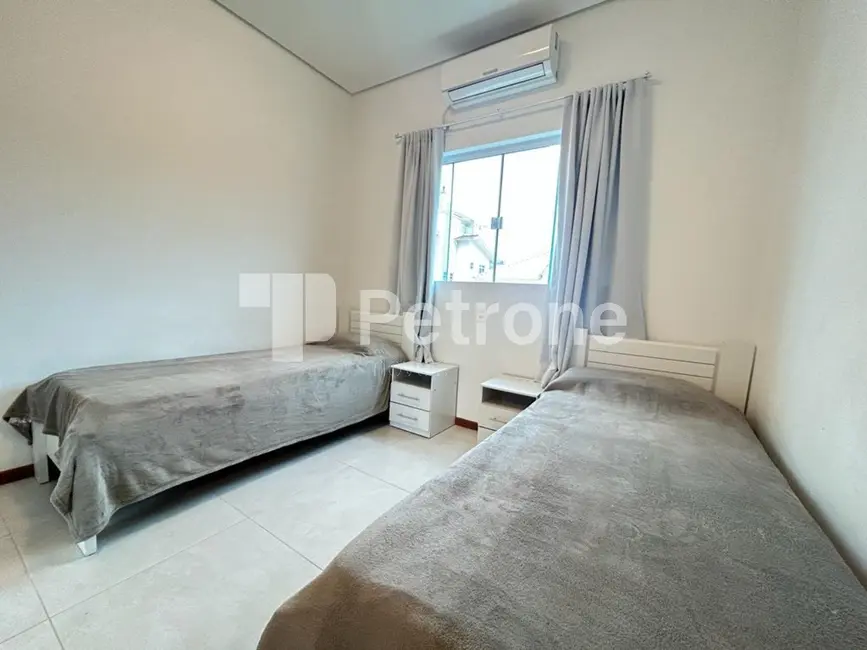 Foto 8 de Apartamento com 2 quartos à venda, 70m2 em Governador Celso Ramos - SC