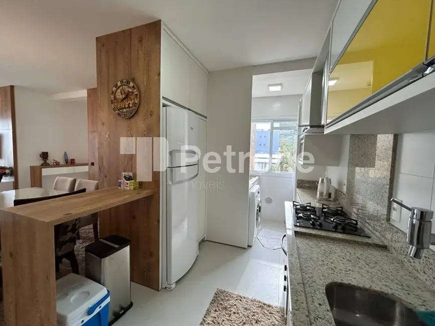 Foto 5 de Apartamento com 3 quartos à venda, 82m2 em Governador Celso Ramos - SC