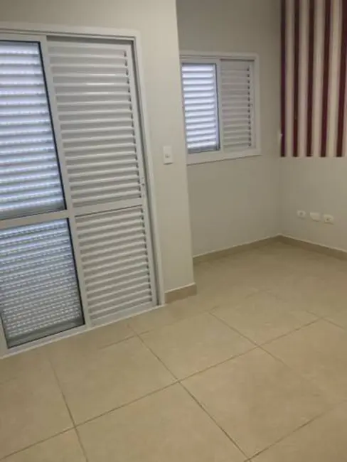 Foto 9 de Sobrado com 3 quartos à venda, 125m2 em Sao Jose Dos Campos - SP
