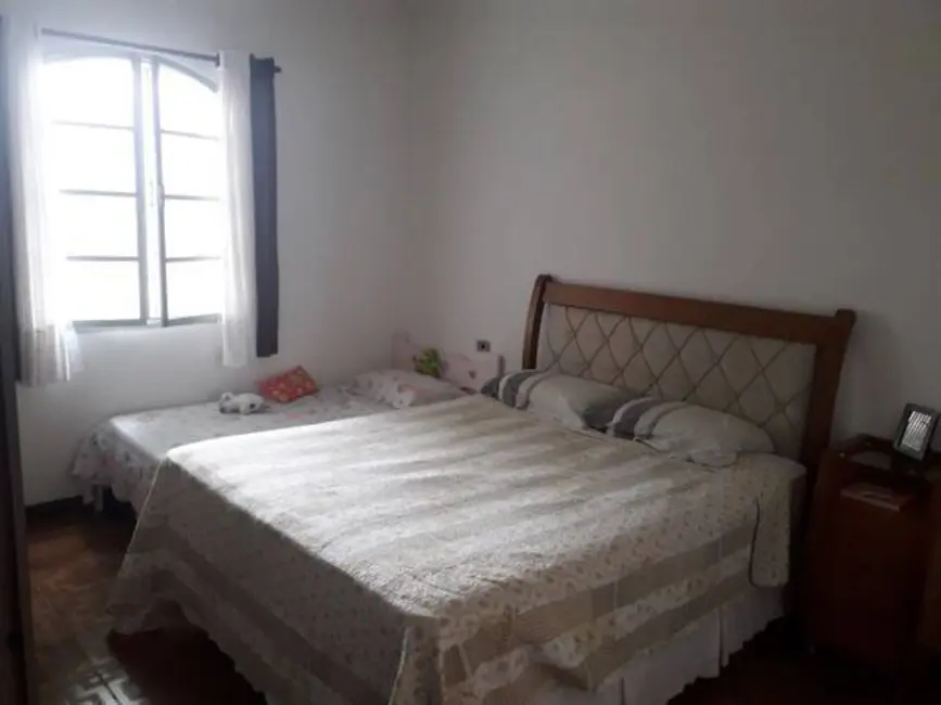 Casa com 3 quartos à venda, 330m2 em Sao Jose Dos Campos - SP - imagem 9 Foto 9 de Casa com 3 quartos à venda, 330m2 em Sao Jose Dos Campos - SP