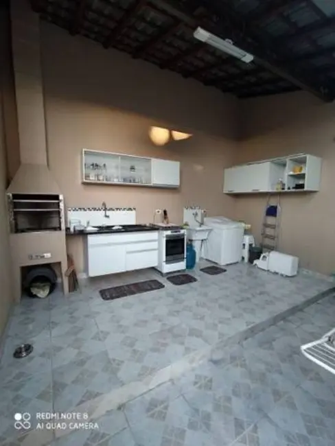 Foto 1 de Sobrado com 3 quartos à venda, 125m2 em Sao Jose Dos Campos - SP