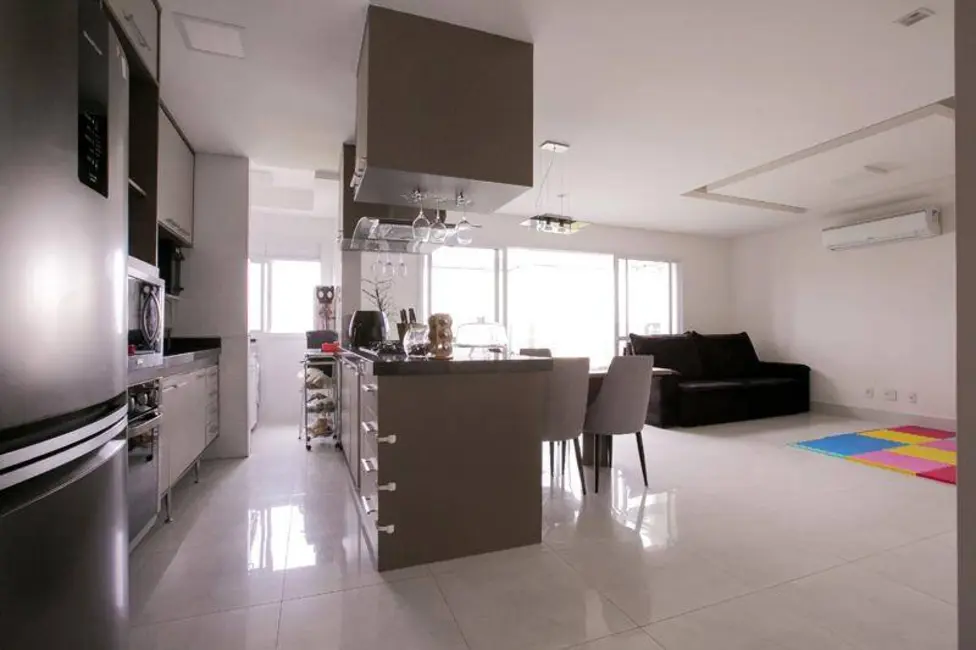 Apartamento com 2 quartos à venda, 103m2 em Sao Jose Dos Campos - SP - imagem 3 Foto 3 de Apartamento com 2 quartos à venda, 103m2 em Sao Jose Dos Campos - SP